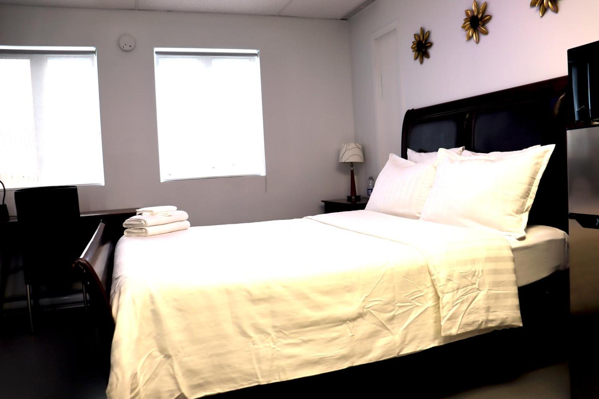 Amr Hotel Inc Saint-Jerome Bagian luar foto